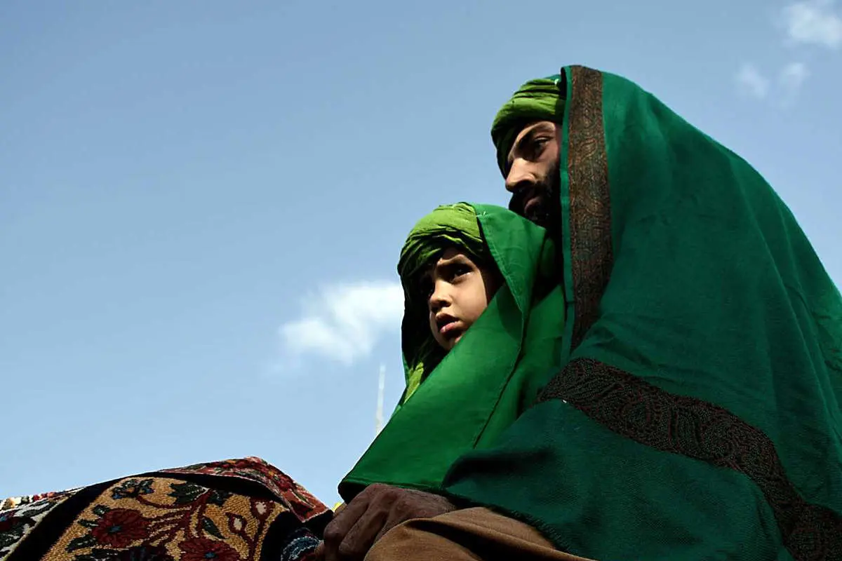 (تصاویر) ورود نمادین کاروان امام حسین(ع) به کربلا در خمینیشهر