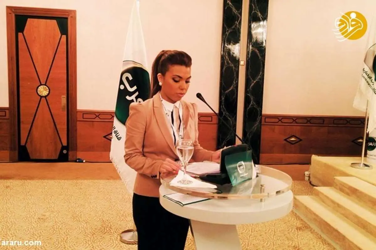 (تصاویر) اولین گوینده خبر زن در تلویزیون سعودی