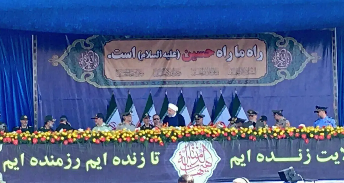(تصویر) لحظه مطلع کردن روحانی از حمله تروریستی اهواز