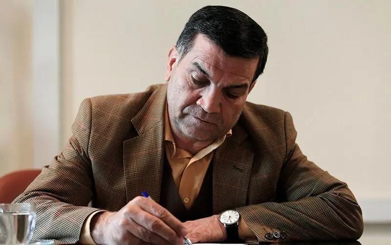 طعنه عضو شورای تهران: شهرداری بنگاه کاریابی برای هم‌لهجه‎ای‌ها نیست