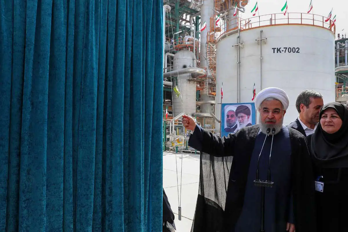 وارد مرحله جدیدی از توطئه بیگانگان شدهایم/ نمیتوانند ما را به قبل از سال ۵۷ برگردانند
