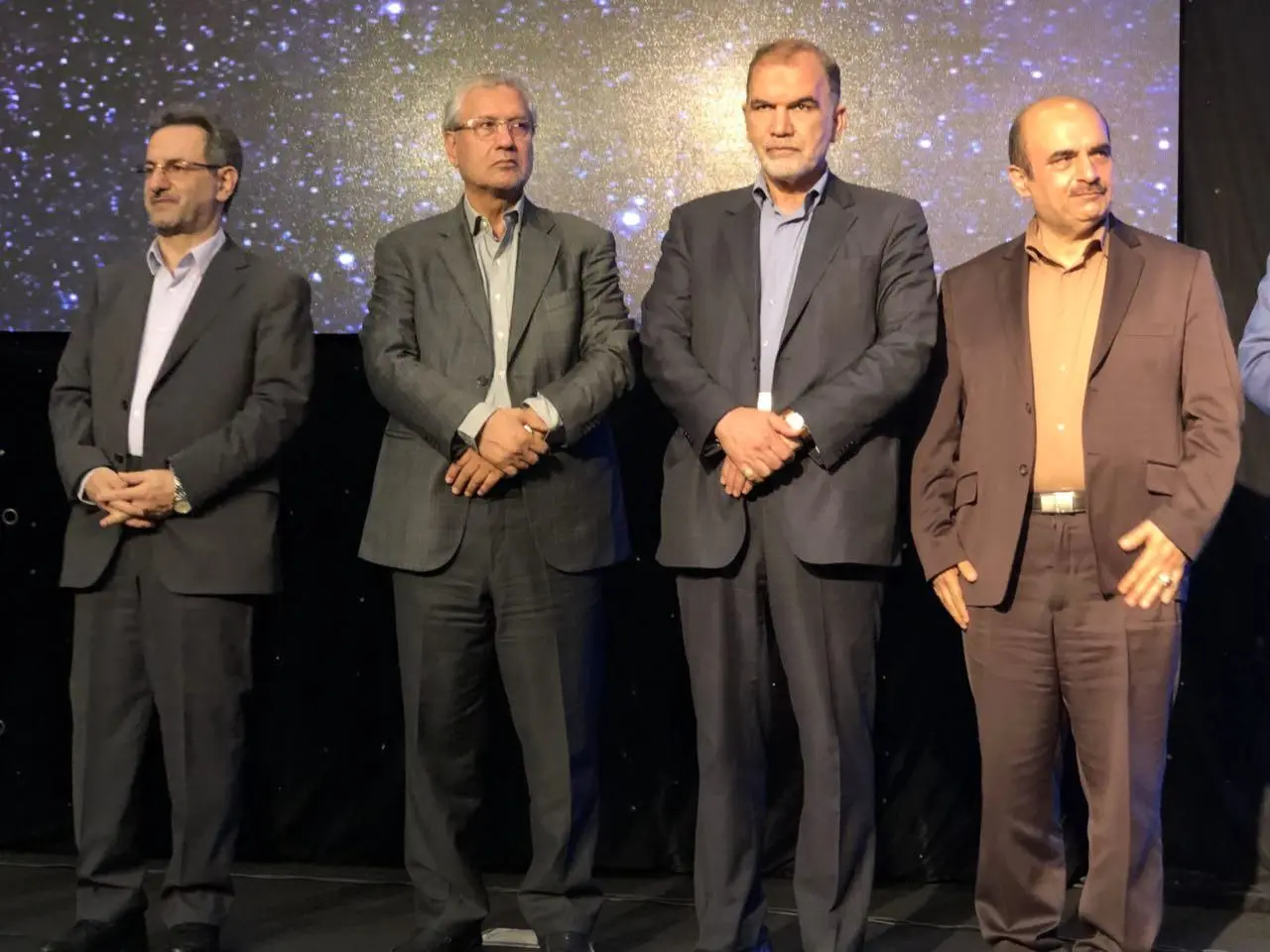 ربیعی: امروز نیازمند زبان تلخ هستیم