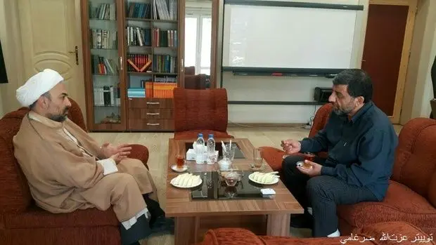 انتقاد ضرغامی از ممنوع‌المنبری زائری