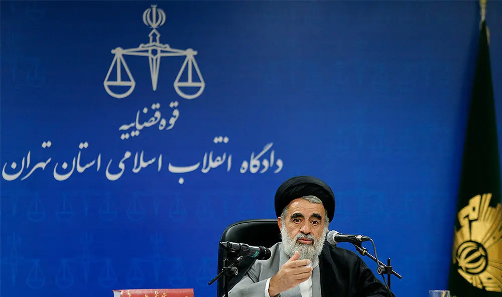 (تصاویر) اولین جلسه دادگاه سلطان سکه