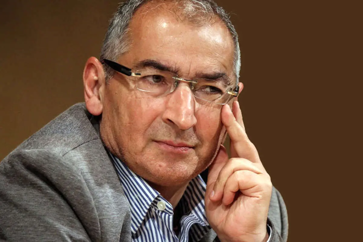 زیباکلام: روح انگلستان از به قدرت رسیدن رضا شاه خبر نداشت