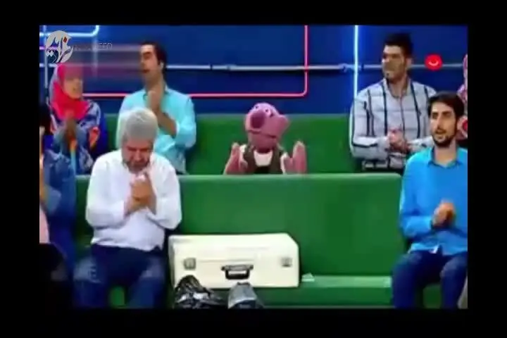 (ویدیو) آواز خداحافظی جناب‌خان در آخرین قسمت خندوانه