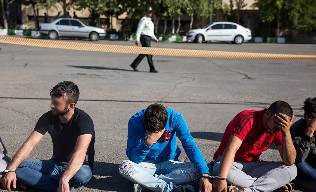 (تصاویر) دستگیری سارقان و قاچاقچیان کالا و ارز