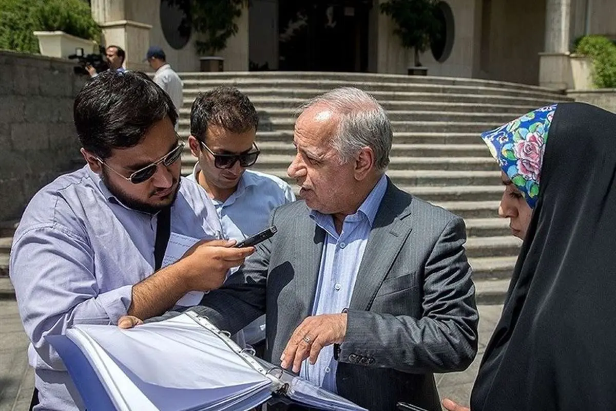 معاون رئیسجمهور: دلار باید زیر هفت هزار تومان قرار گیرد
