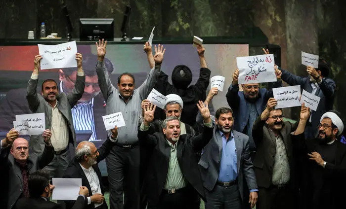 جارو جنجال بر سر "سی‌اف‌تی"