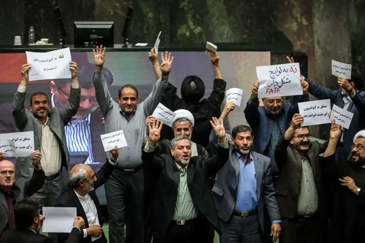 جارو جنجال بر سر "سیافتی"