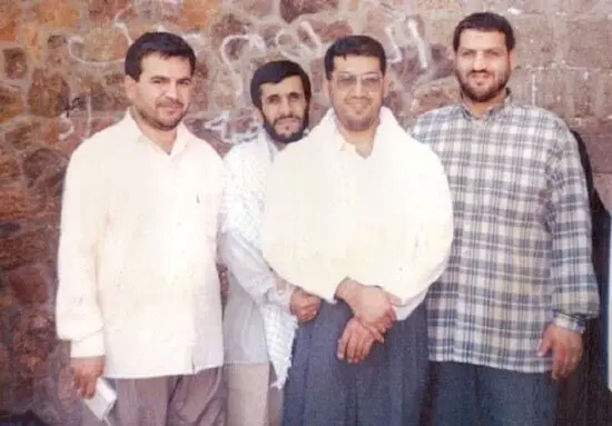 عکس زیرخاکی از احمدی‌نژاد و کواکبیان