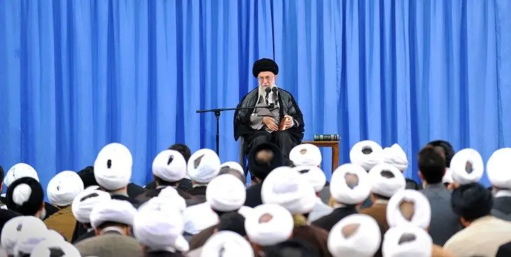 رهبرانقلاب: مسئولان جزموارد امنیتی، رازی را از مردم پنهان نکنند