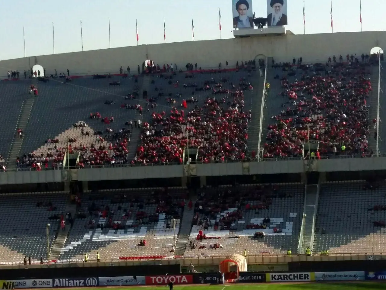 اولین تصاویر از هواداران پرسپولیس در آزادی