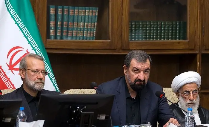 قانونی یا غیرقانونی؟!