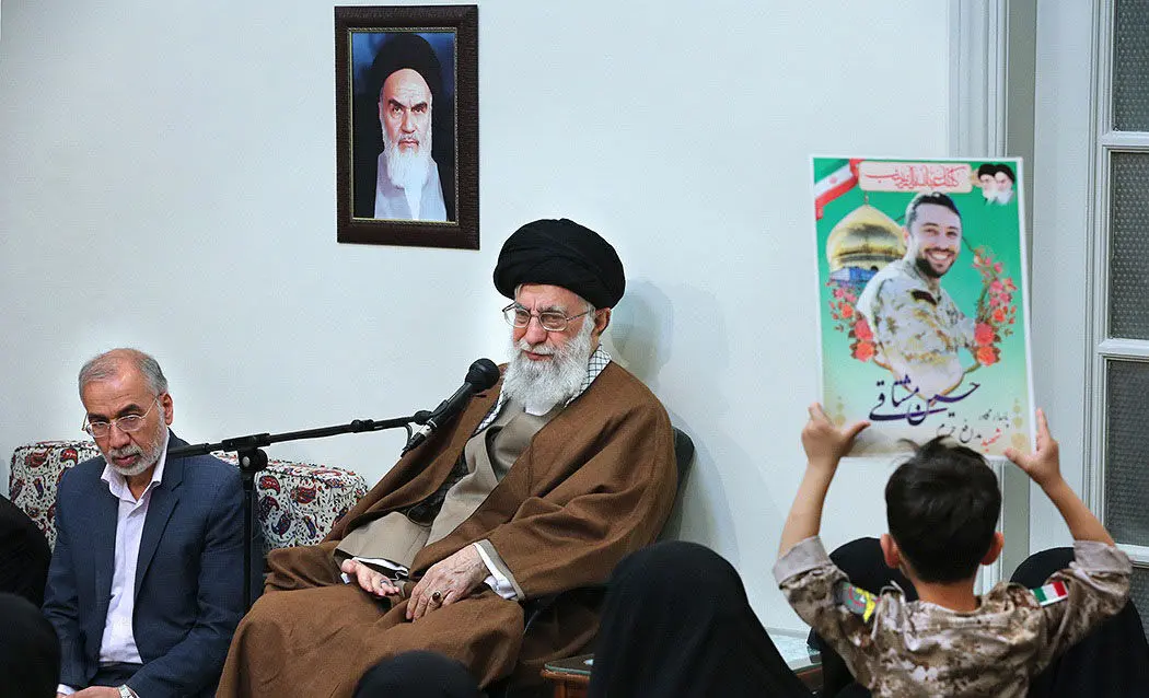 رهبر انقلاب: اگر مدافعان حرم نبودند راهپیمایی اربعین نبود