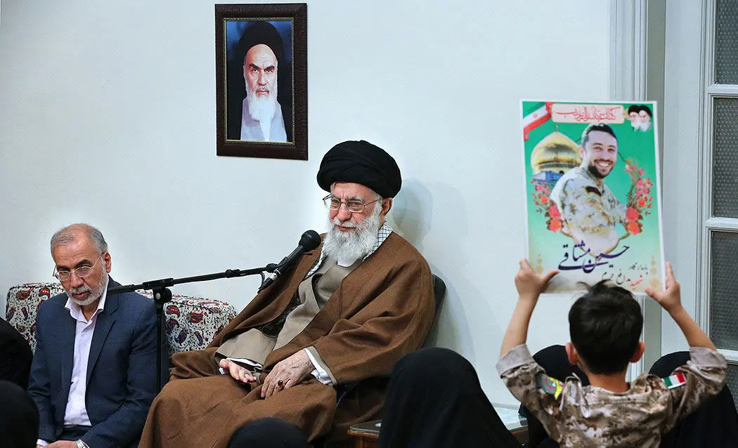 رهبر انقلاب: اگر مدافعان حرم نبودند راهپیمایی اربعین نبود