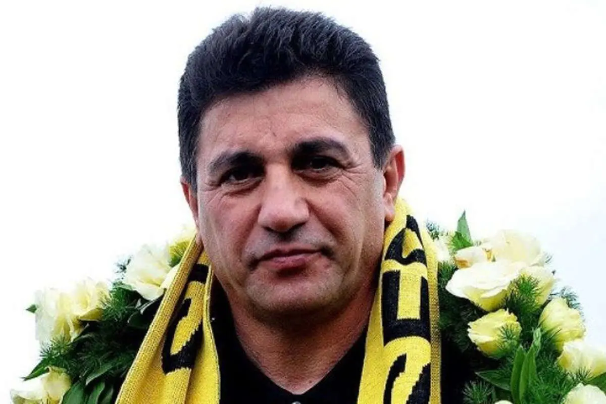 قلعهنویی به استقلال رسید