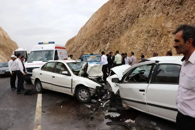 (تصاویر) تصادف ۳سواری در محور ایلام-مهران
