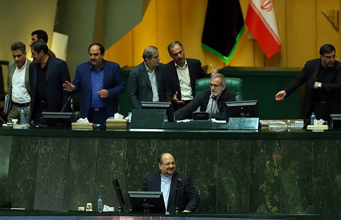 مجلس غیرقابل فهم!