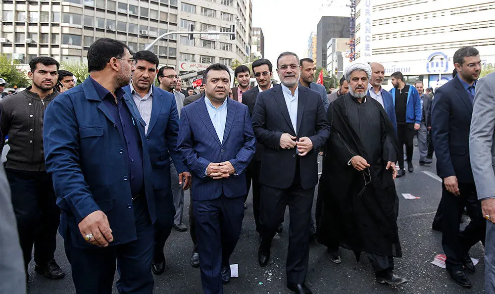 (تصاویر) حضور شخصیت‌ها در راهپیمایی ۱۳ آبان