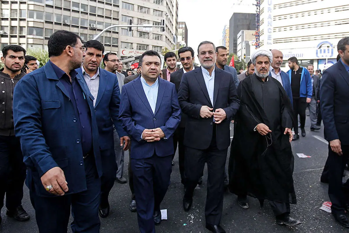 (تصاویر) حضور شخصیتها در راهپیمایی ۱۳ آبان