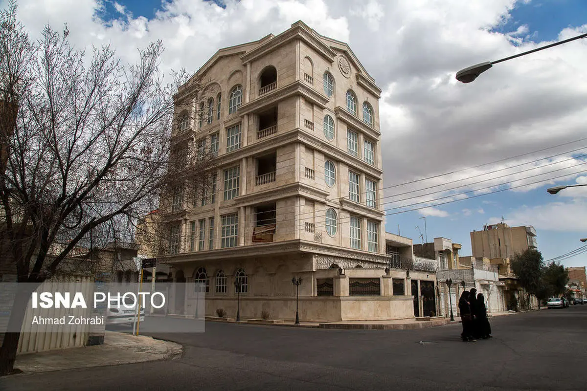 (تصاویر) تهاجم نمای «رومی» به شهر قم