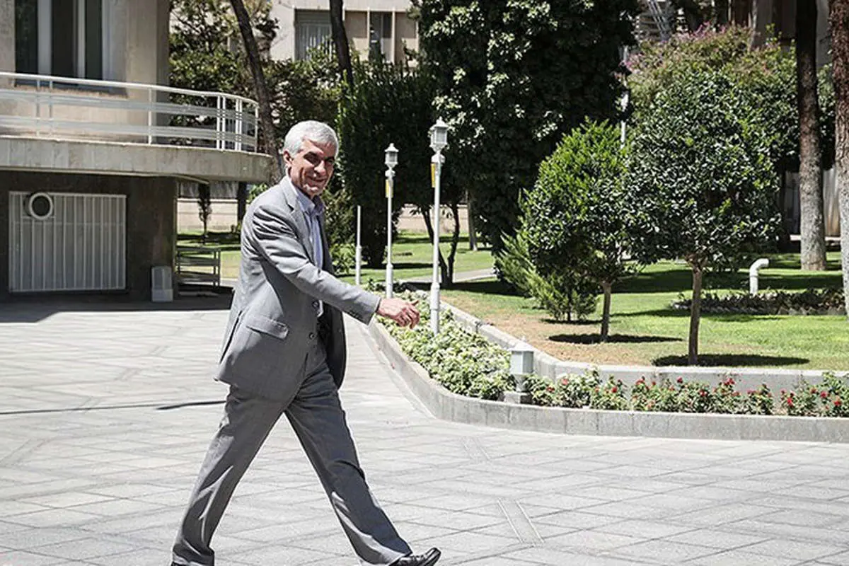 زنگ‌ها برای شهردار تهران به صدا درآمد؟