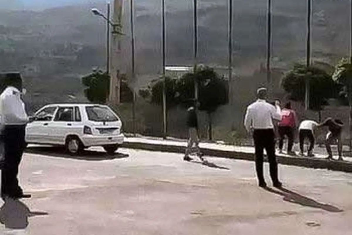 پلیس: بشین و پاشو چند جوان درست نبود