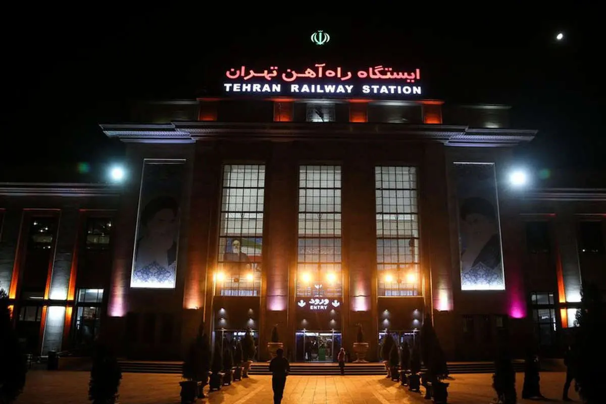 (تصاویر) اعزام اولین گروه از زائران اربعین با قطار