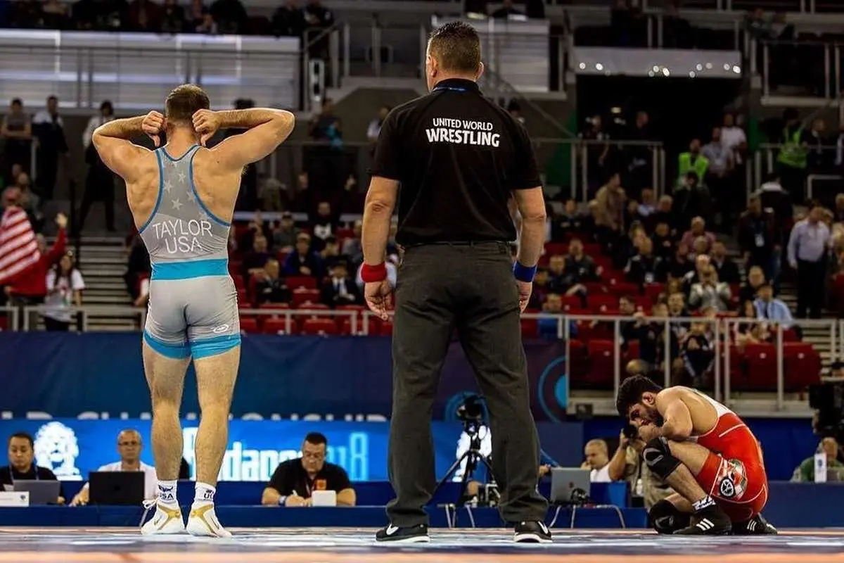 تصویری از بهت حسن یزدانی پس از شکست