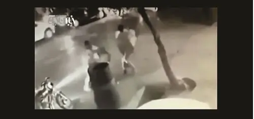 سکانس‌به‌سکانس کتک‌خوردن ماموران از سوی اراذل