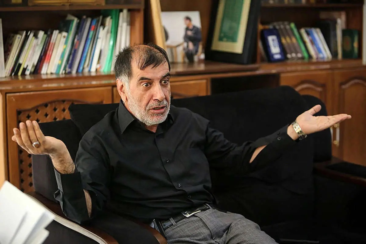 سه روایت از یک طرح؛ «الان وقتش هست که بزنیم زیرش و دولت عوض بشود»!