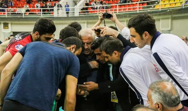 (تصاویر) جنجال در لیگ برتر والیبال