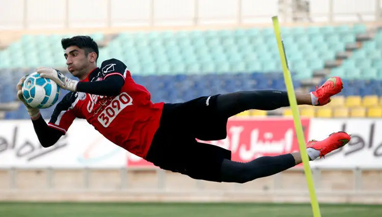 بیرانوند: با بچه‎های پرسپولیس دشمنی نکنید!
