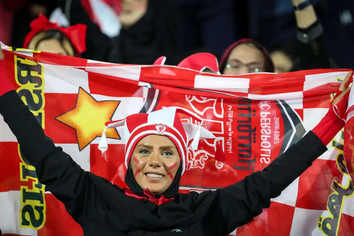 تمجید روسای FIFA و AFC از حضور بانوان در ورزشگاه آزادی
