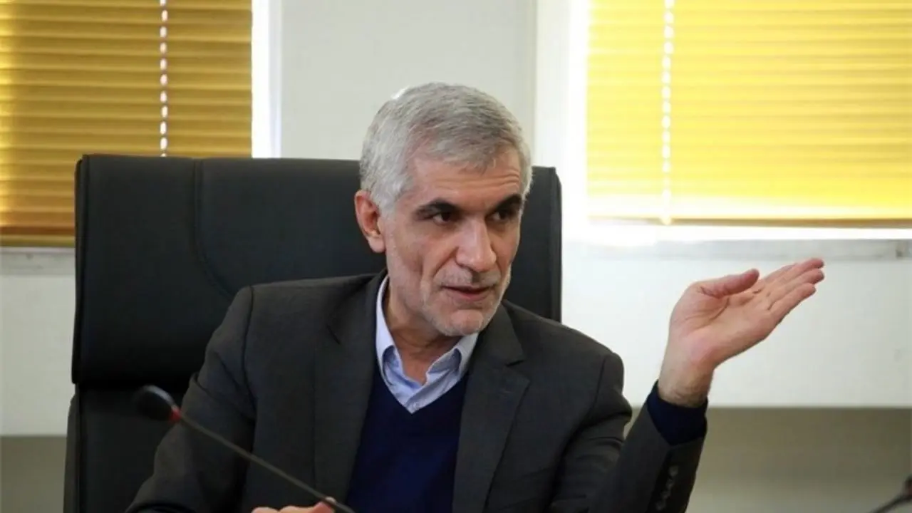 افشانی: با شادی فراوان خداحافظی می‌کنم