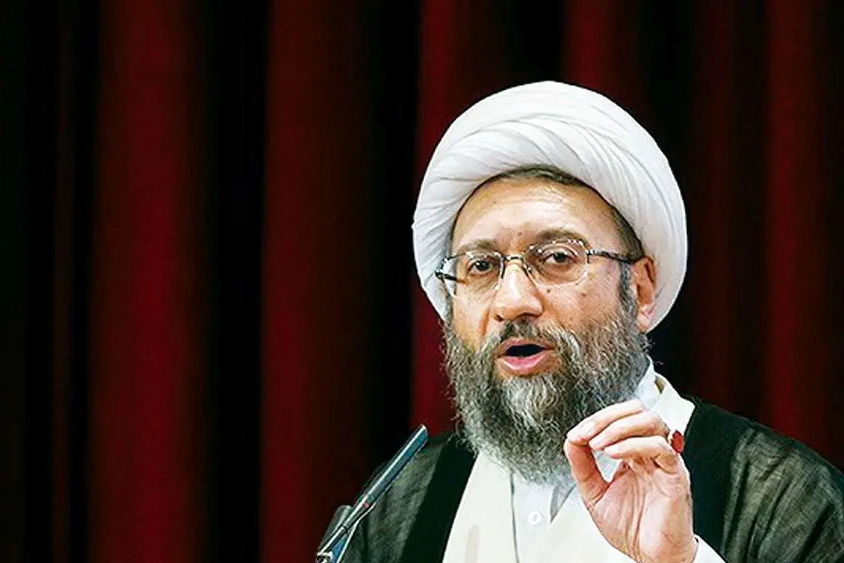 آملی لاریجانی: قضات مجازاتی مناسب جایگزین حبس کنند