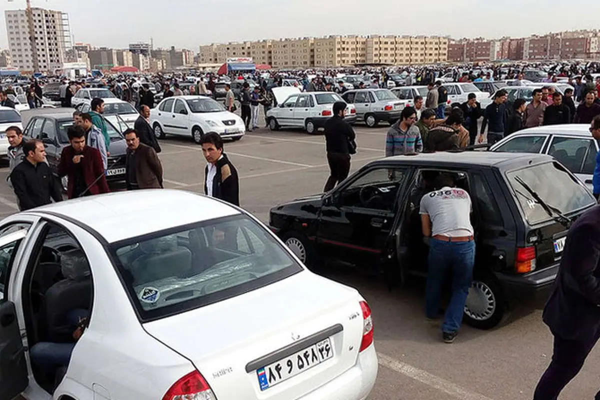 قیمت انواع خودرو در بازار امروز سهشنبه ۲۲ آبان ۹۷
