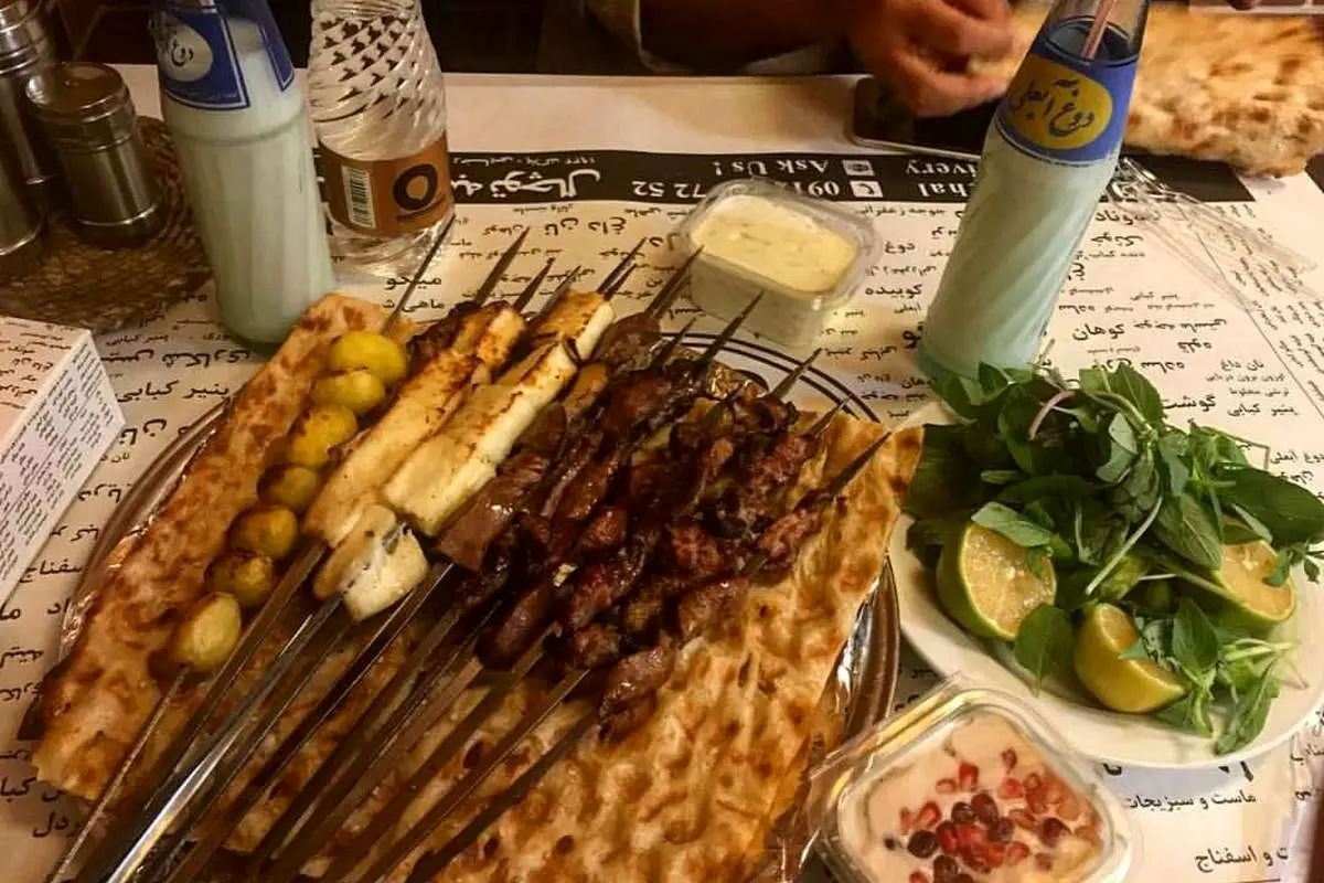 تهرانیها روزی ۵ تن دل و جگر میخورند
