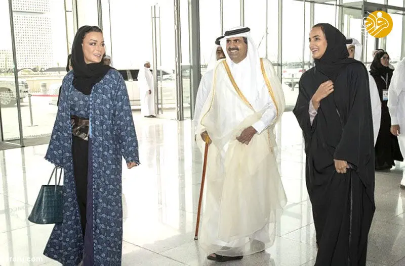 (تصاویر) امیر سابق قطر با همسرش آفتابی شد!
