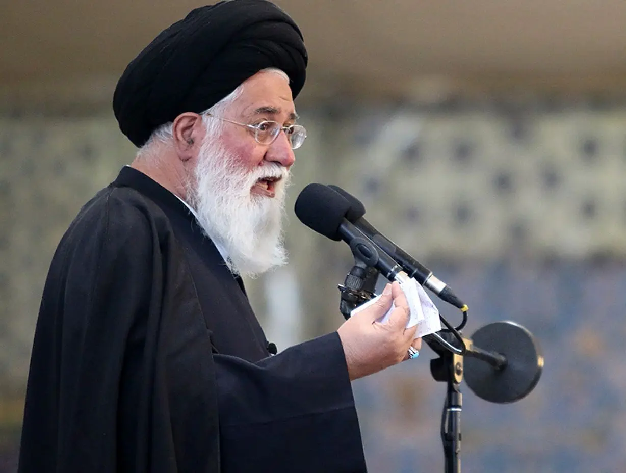 علم‌الهدی: ممکن نیست رهبری در فضای مذاکره با امریکا قرار گیرد