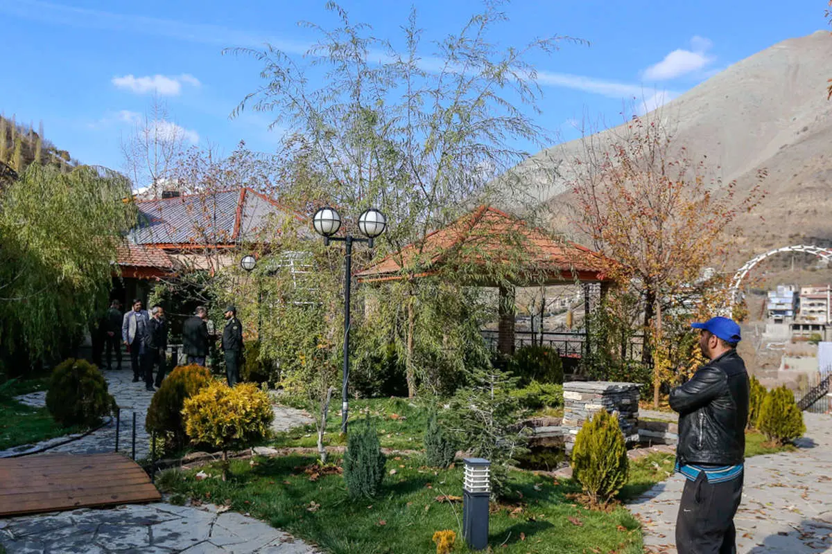 (تصاویر) تخریب ویلای لوکس غیرمجاز در استان تهران