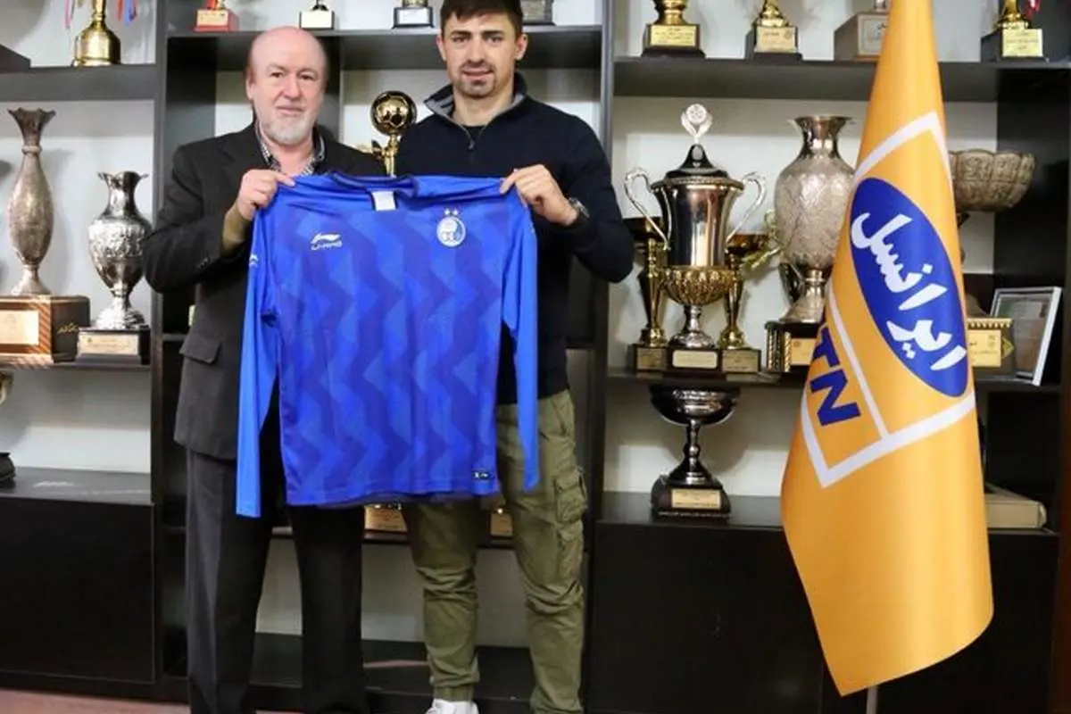 دردسر ۴۰۰هزار دلاری توریست نیمکت‌نشین آبی‌ها