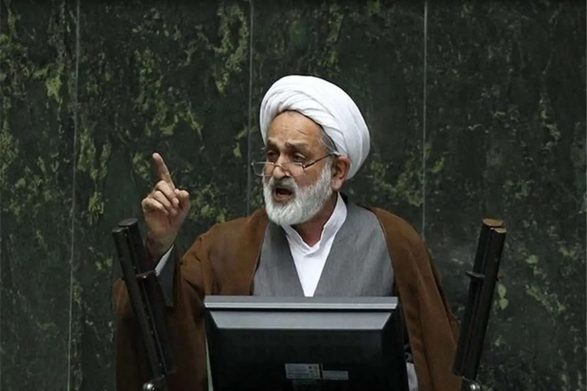 مورد عجیب در امضای طرح استیضاح ظریف