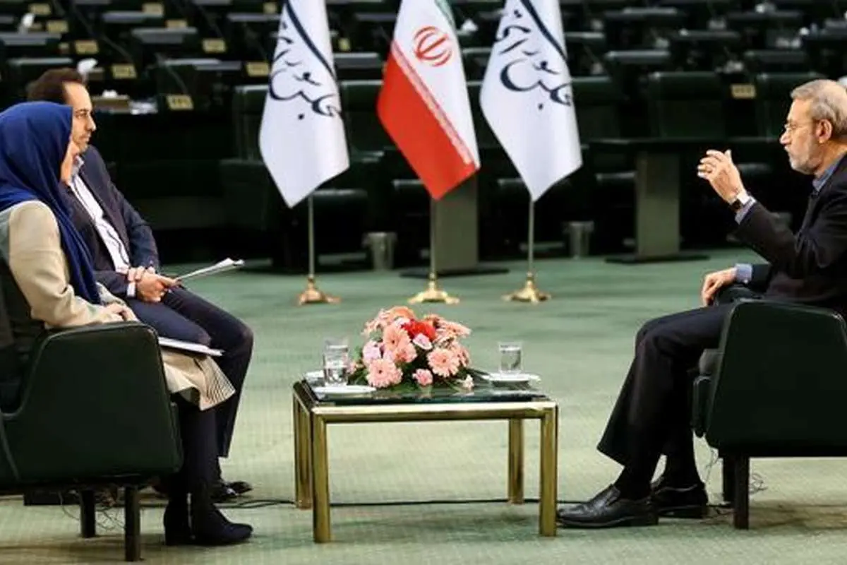لاریجانی: شرایط کشور عادی نیست/ بنزین فعلاً گران نمیشود