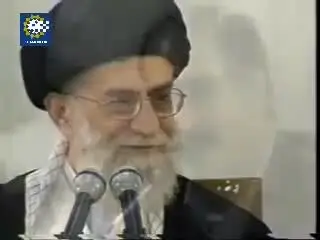 (ویدیو) شعرخوانی مرحوم «زرویی نصرآباد» در محضر رهبر انقلاب