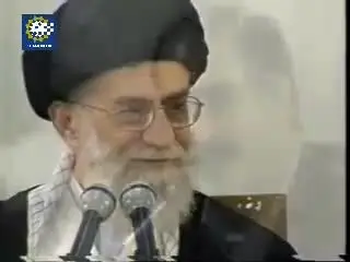 (ویدیو) شعرخوانی مرحوم «زرویی نصرآباد» در محضر رهبر انقلاب