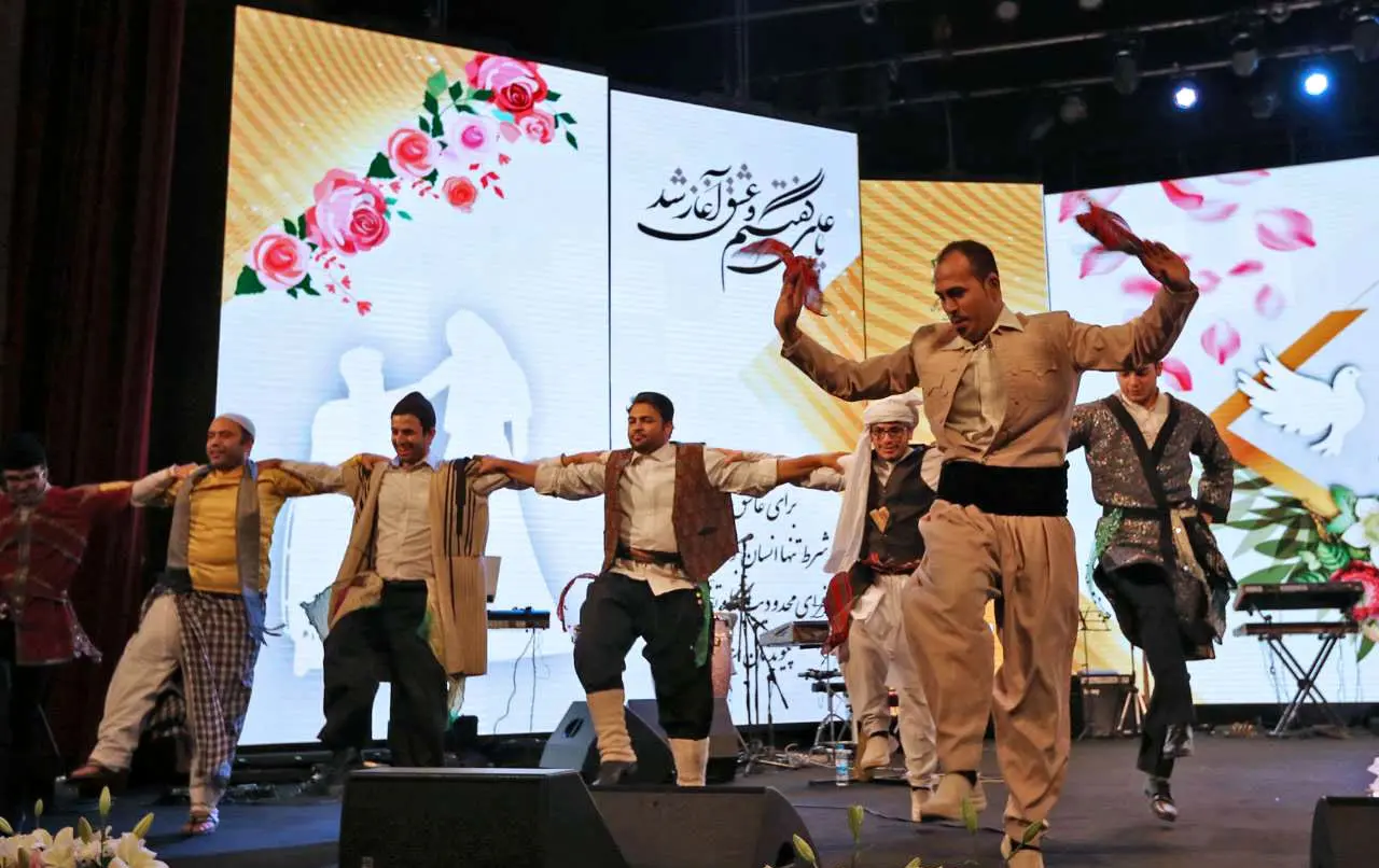 (تصاویر) مراسم ازدواج ۱۱۰ زوج معلول