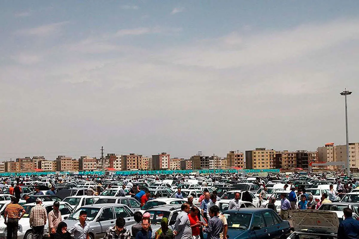 قیمت انواع خودرو در بازار امروز شنبه 17 آذر 97