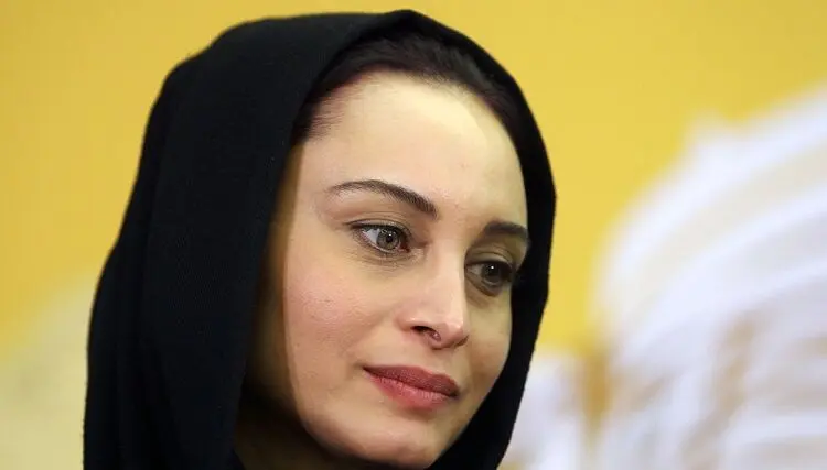 کم‌کاری خودخواسته بازیگر زن